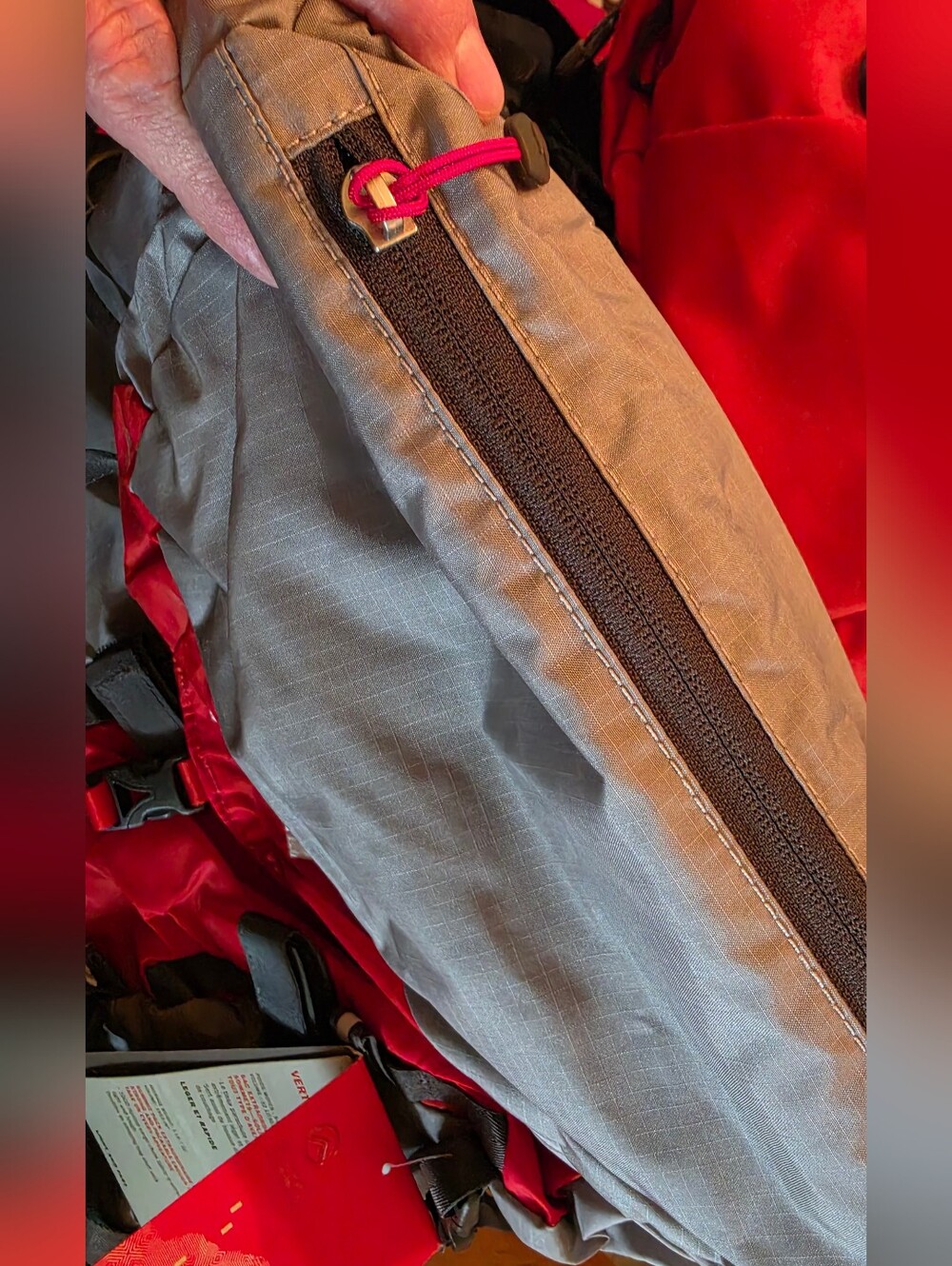 The North Face Verto 32 Centennial Red & Gray Hiking Backpack Pack NWT Light! - Picture 10 of 16